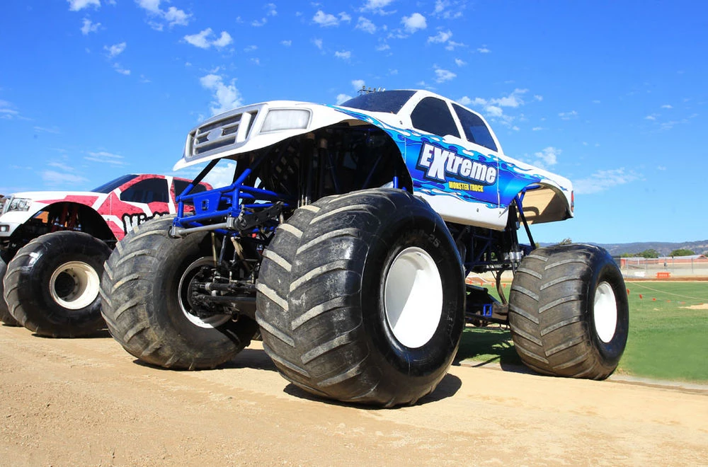 How to become a Monster Truck Driver? (Important Facts 2025)